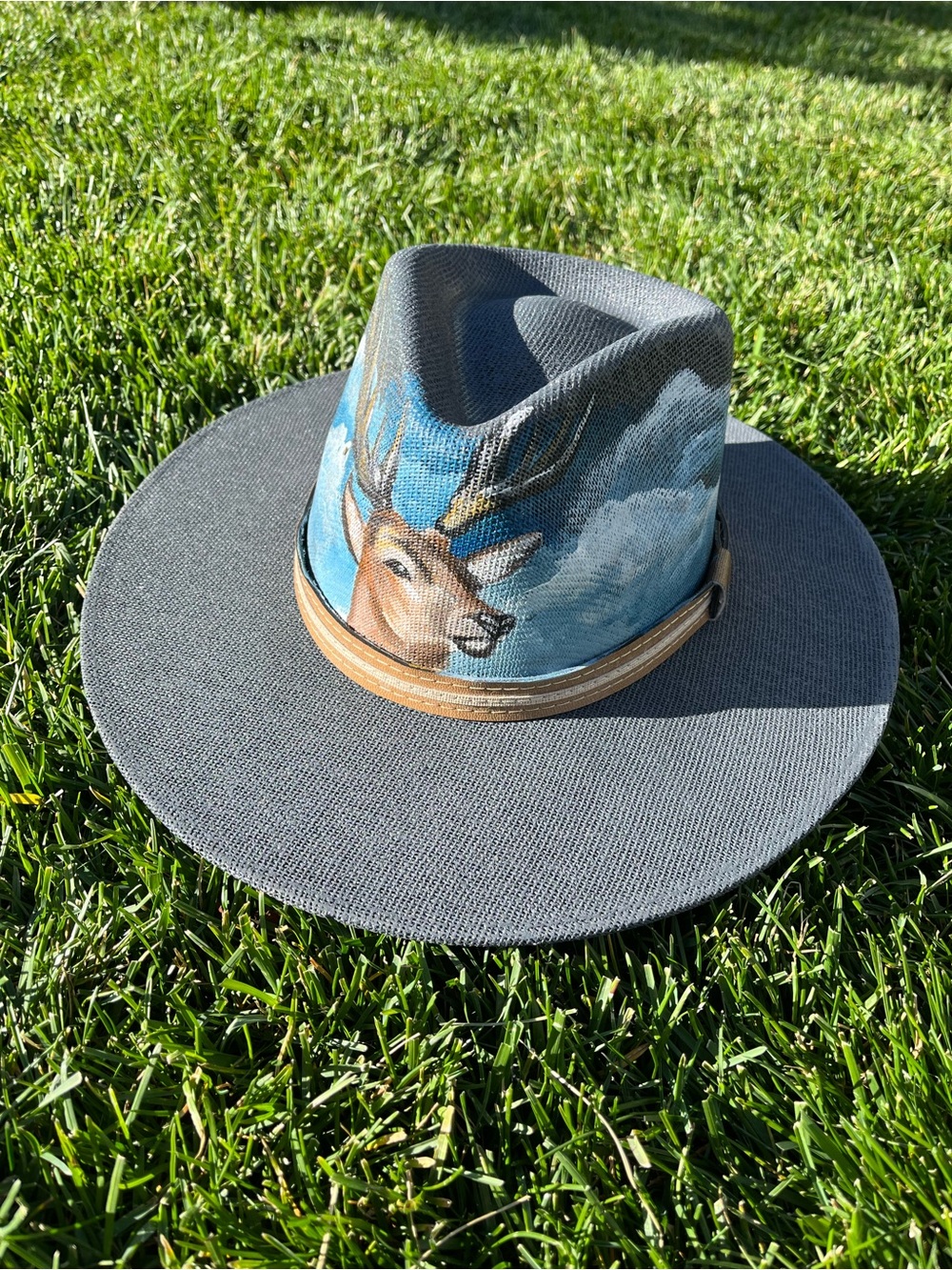 Unisex Blur-Gray Hand Painted Fedora Hat with Deer Motif